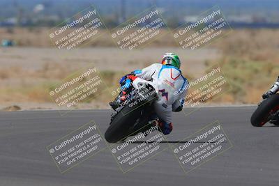 media/Sep-11-2022-SoCal Trackdays (Sun) [[81b7e951af]]/Turn 5 (1110am)/